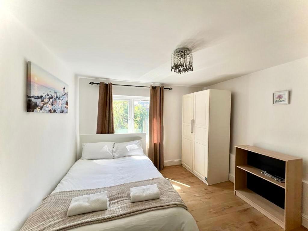 Canary Wharf Holiday Rooms Londra Esterno foto